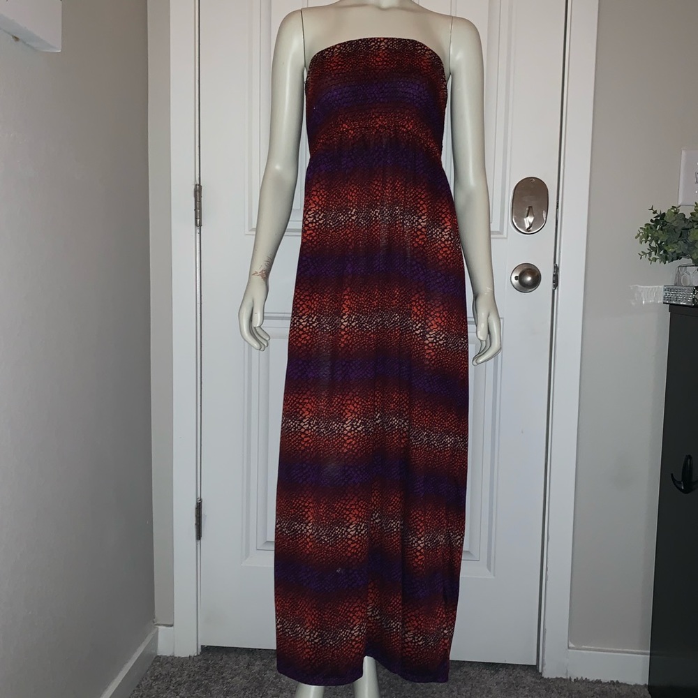 🌸 FIRE LOS ANGELES MAXI DRESS W 2 SIDE SLITS! 🌸